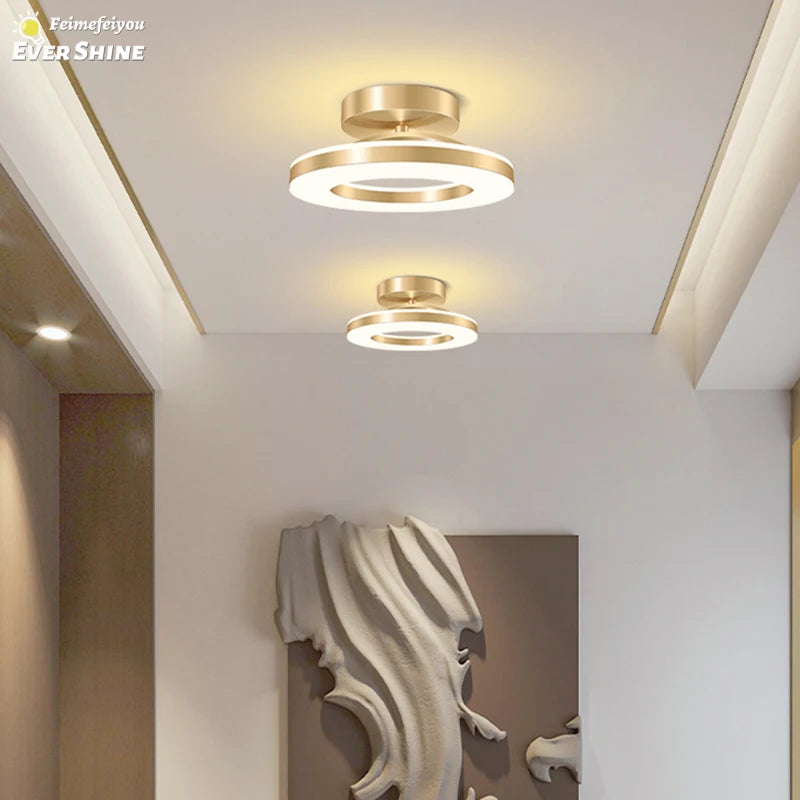 lampe moderne or blanc métal brillant éclairage quotidien led minimaliste couleurs lumière froide