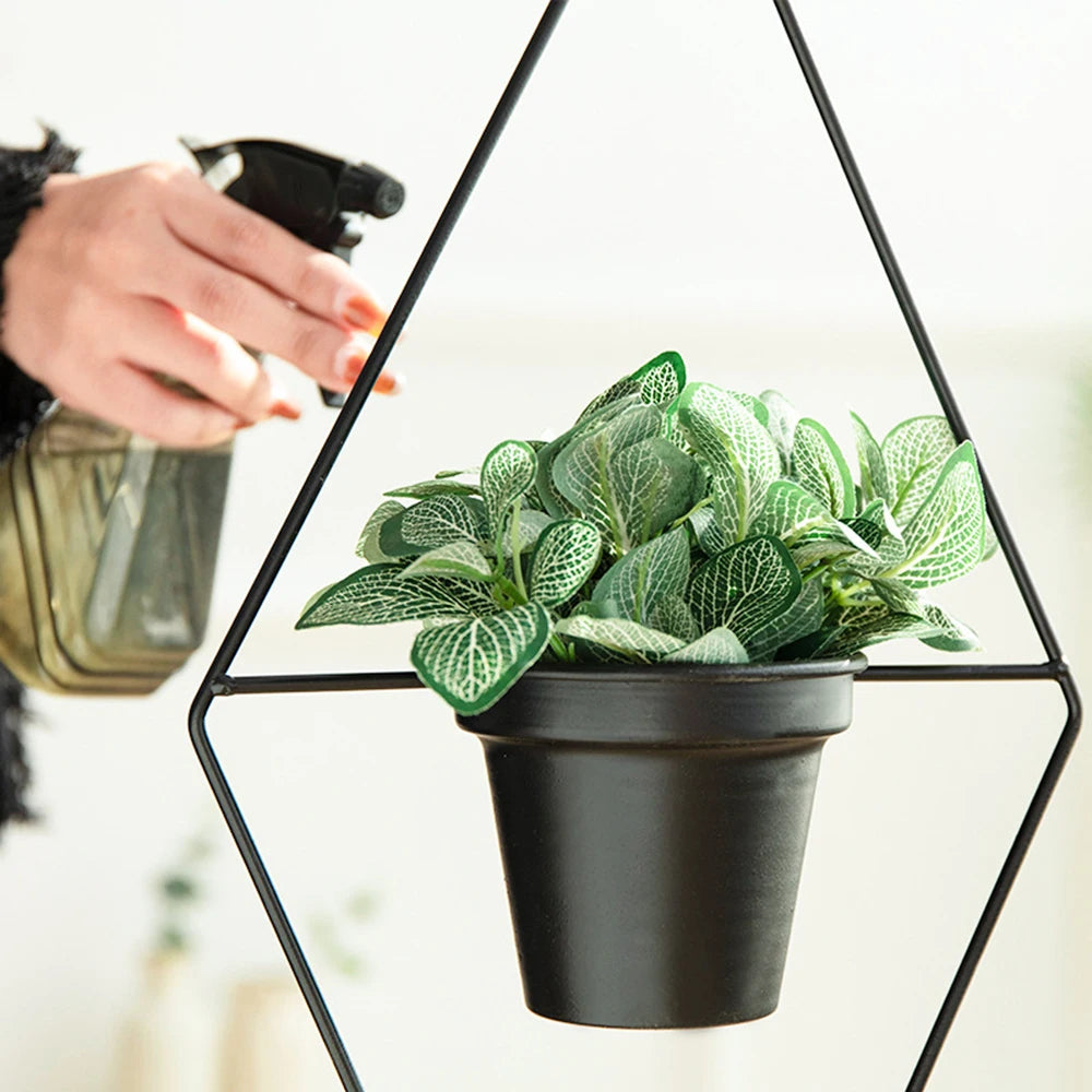 pots suspendus métal noir modernes géométriques hexagonnels chaîne métallique balcon jardin decoration