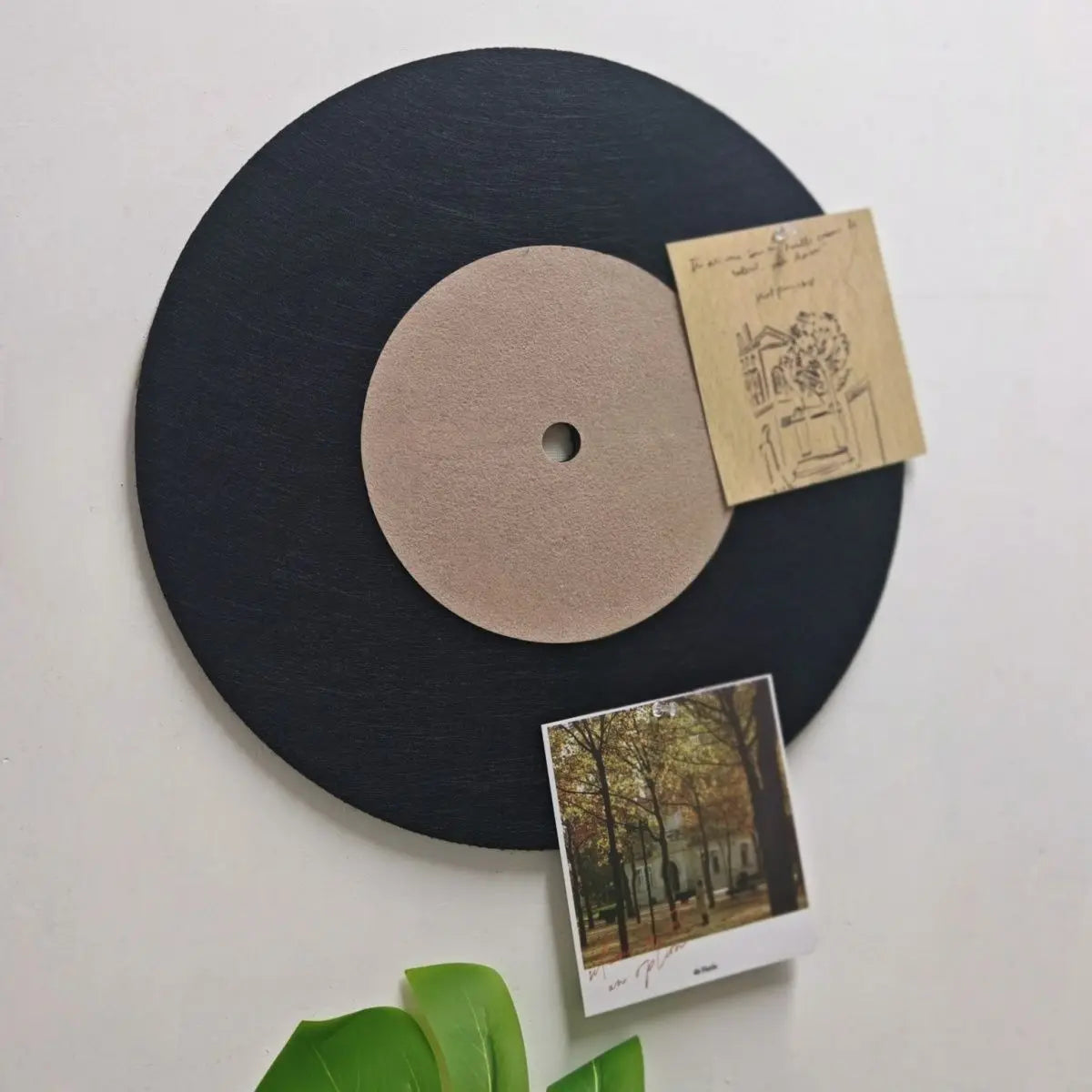 disques vinyle noir feutre moderne décoratif adhésif porte clés ours cartes postales texture mat