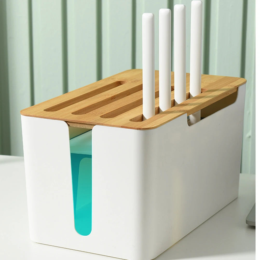 boîte rangement moderne blanc bois routeur télécommandes câbles organisation protection minimaliste
