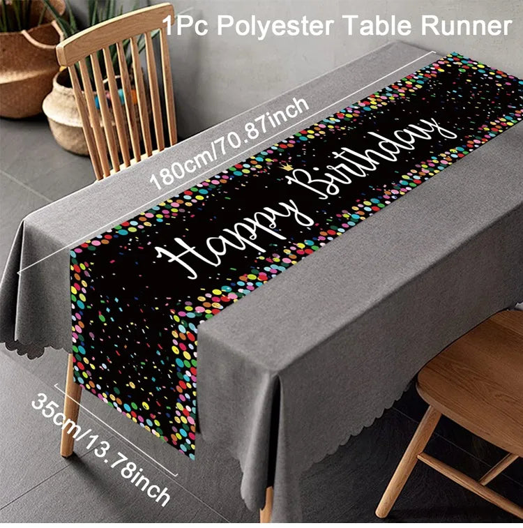 table runner happy birthday multicolore points colorés écriture cursive fête anniversaire moderne festif