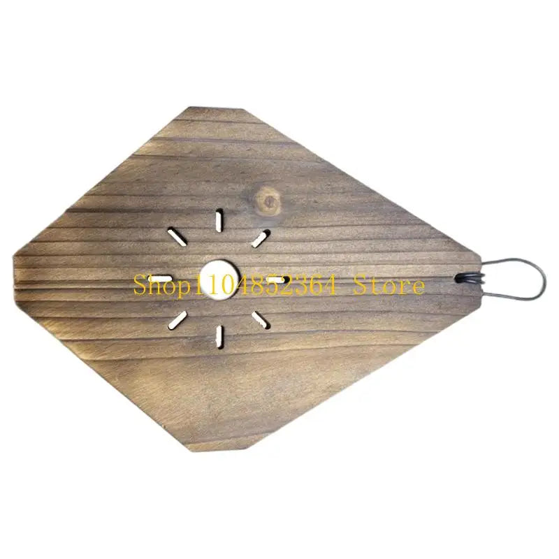 planches bois marron plantes murales rustique anneaux suspension différents motifs trouSTRUCTURE END