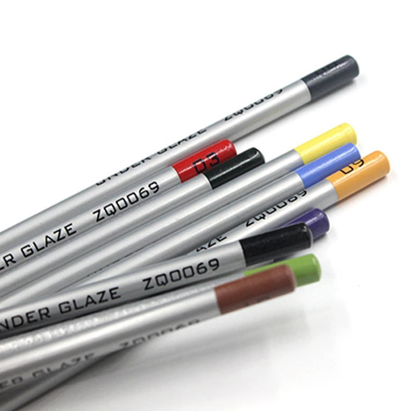crayons couleur classiques pointe colorée gris vert bleu rouge noir marron jaune violet