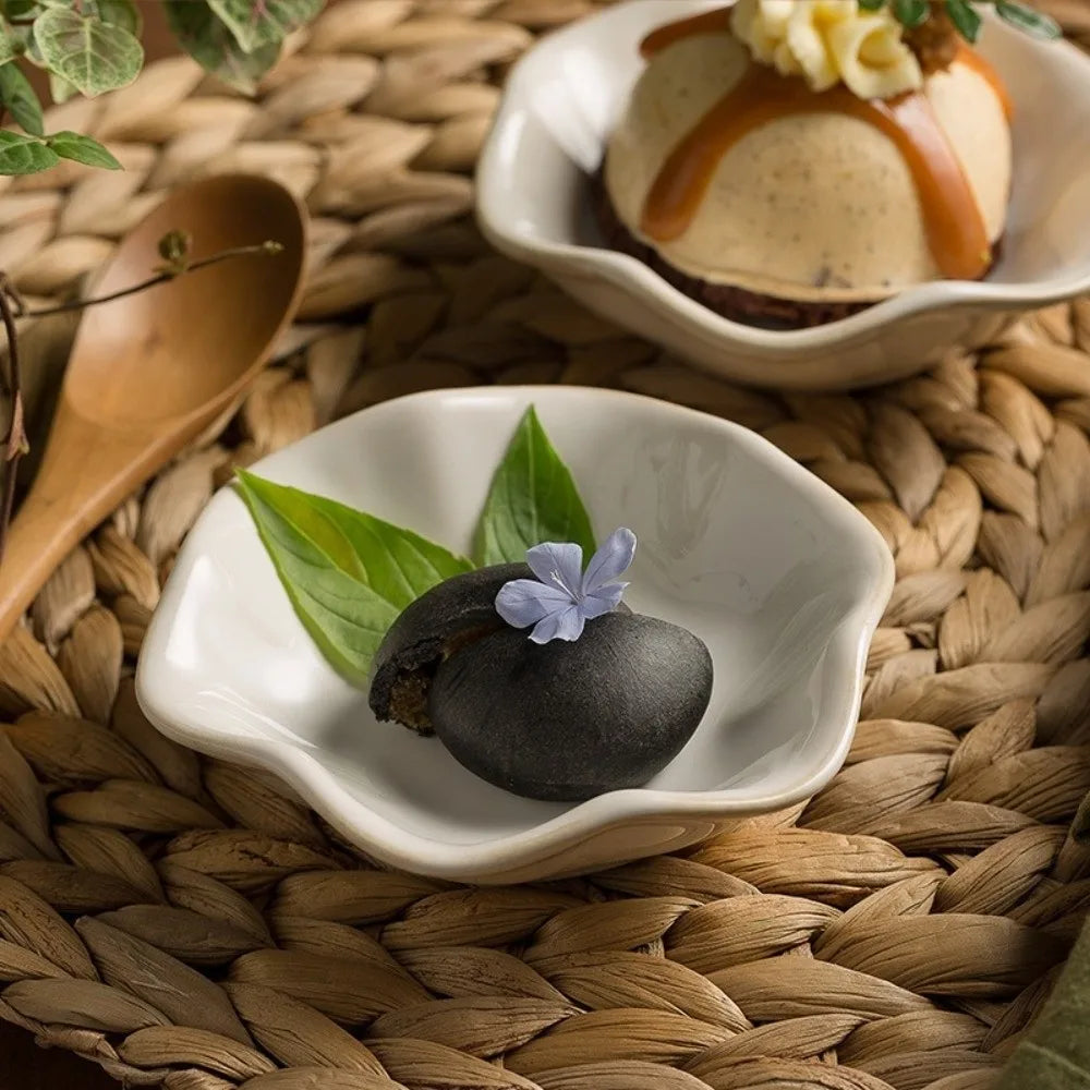 assiettes dessert céramique moderne mini bols fruits sauces décoratives vert bleu rose blanc lotus