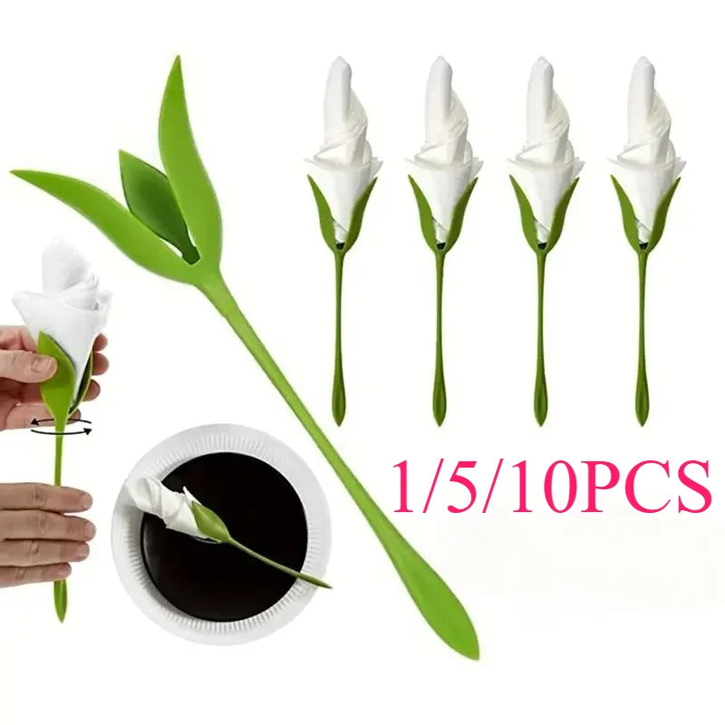 serviettes pliées fleurs blanc vert plissées moderne décoratives table événements