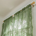 rideau vert clair broderie florale transparent classique salon hospitalité