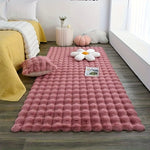 tapis fourrure blanche gris rose texture fourrure motif points moderne doux salon chambre