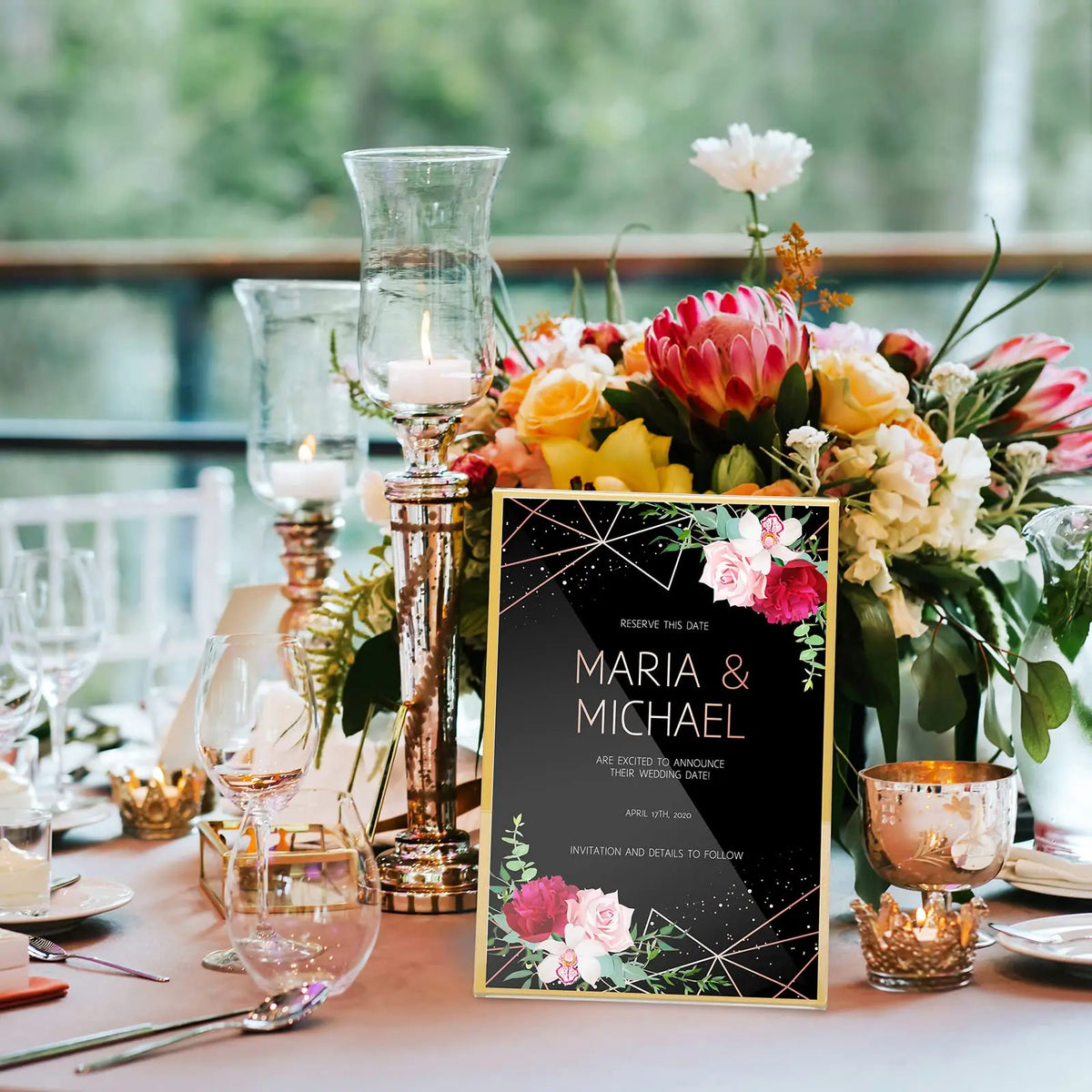 cadre photo acrylique transparent bord doré support table mariage menu menu transparent élégant