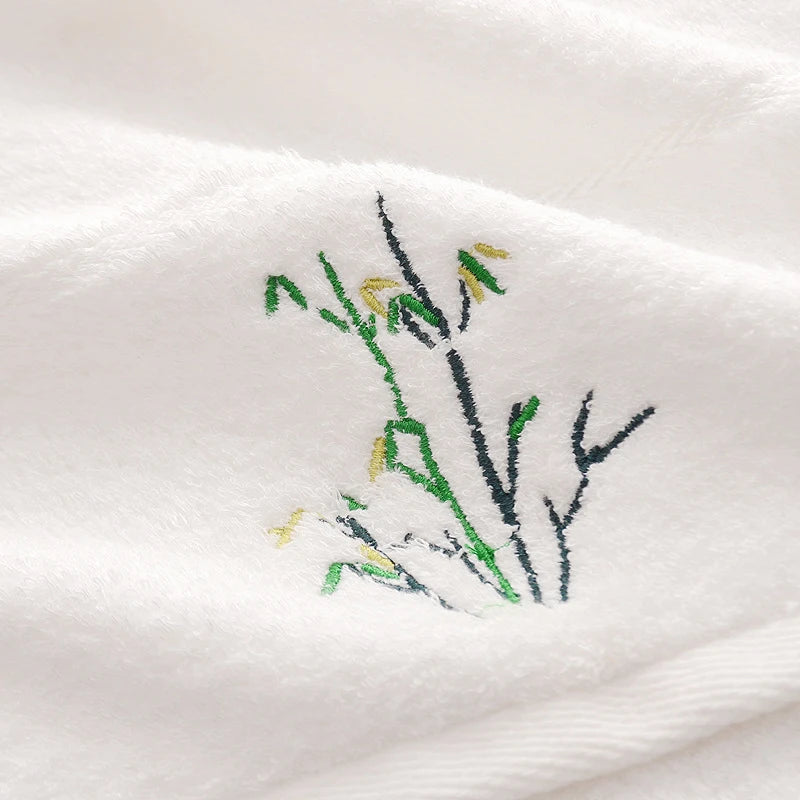 serviettes bambou brodées vert violet rose blanc classiques absorbantes maison