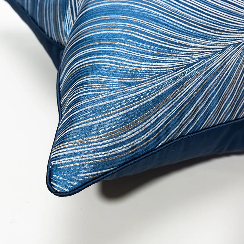 housse coussin carré contemporain motif feuilles dorées bleu marine polyester adhésif decoration maison 30x50cm