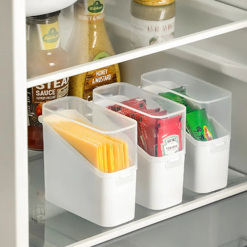 boîtes rangement blanc transparent modernes réfrigérateur organisation fromage condiments cuisine minimalistes