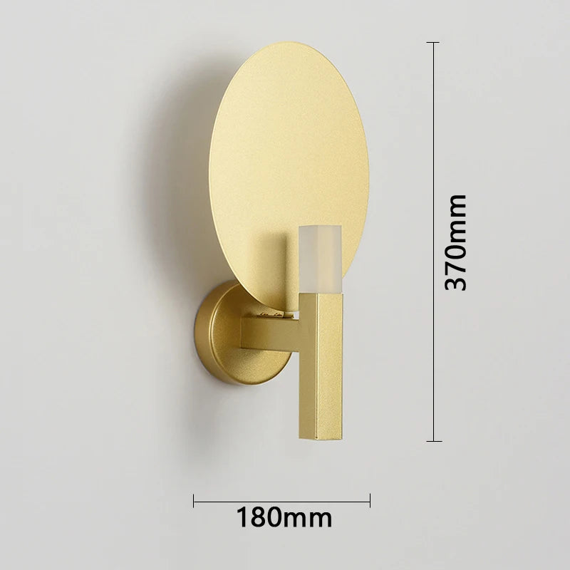 applique murale moderne or noir ampoule led finition mate éclairage quotidien minimaliste chambre salon