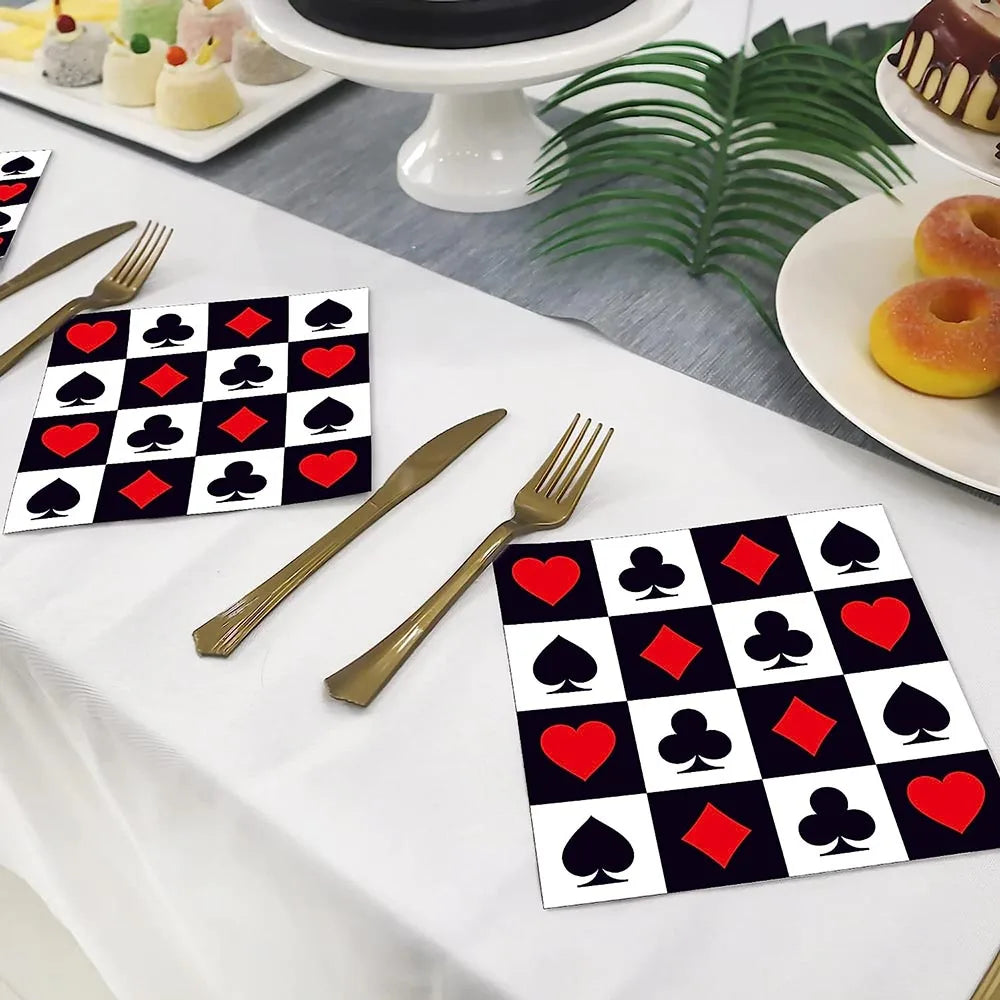 serviettes papier assiettes gobelets tapis table fête anniversaire retraite classique cœur cartes poker
