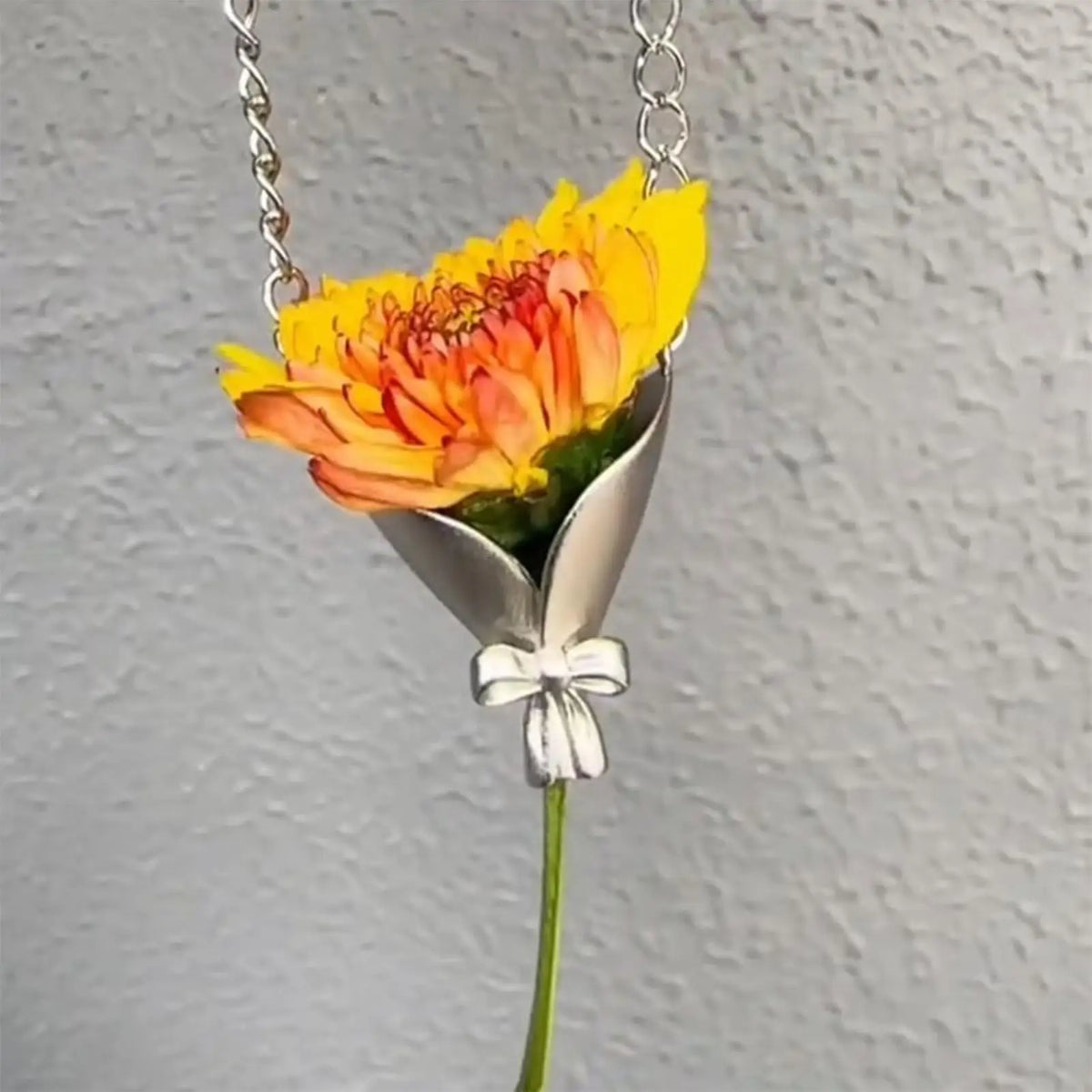 collier fleurs artificielles ruban blanc chaîne argenté moderne minimaliste sorties femmes CREATIVITE TOUJOURS ELEGANTE