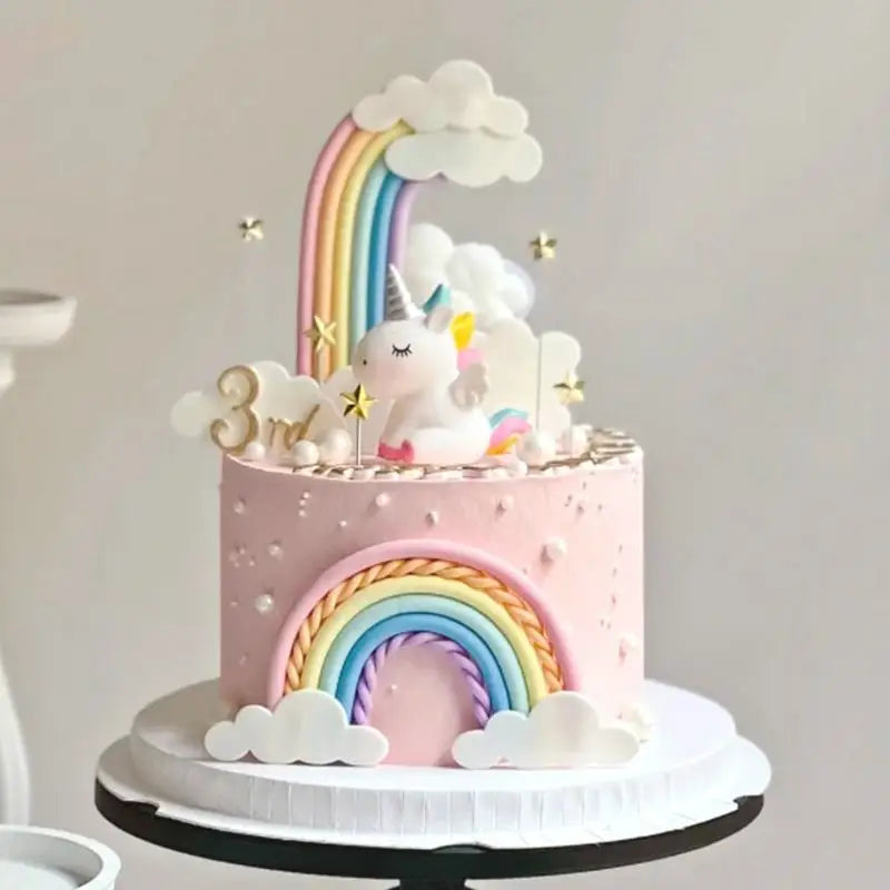 décoration gâteau licorne arc ciel nuages étoiles anniversaire enfant joyeux festif sixième troisième