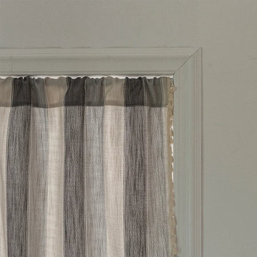 Rideau half rayés semi transparent bohème franges finition lin aspect texturé chambre