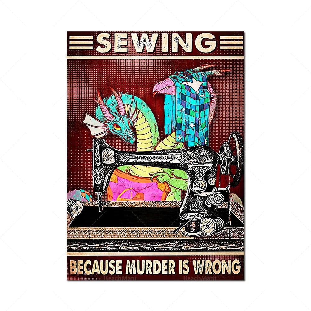 L'image montre une machine à coudre entourée de motifs et de formes colorées, avec le slogan "Parce que le meurtre est mal" en français. Il s'agit d'une illustration humoristique liée à la couture.