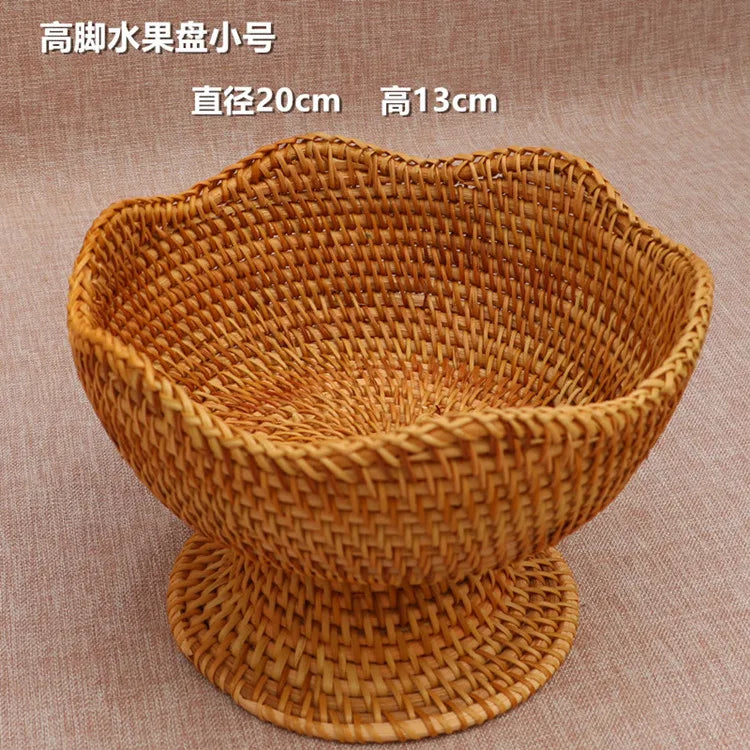 paniers rotin tressé marron clair traditionnels rangement présentation maison cuisine