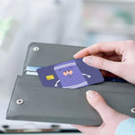 film autocollant carte bancaire violet dessin animé sourire réutilisable étanche