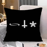 taie d'oreiller polyester motif géométrique moderne coussin carré noir symboles blancs étoile croix spirale