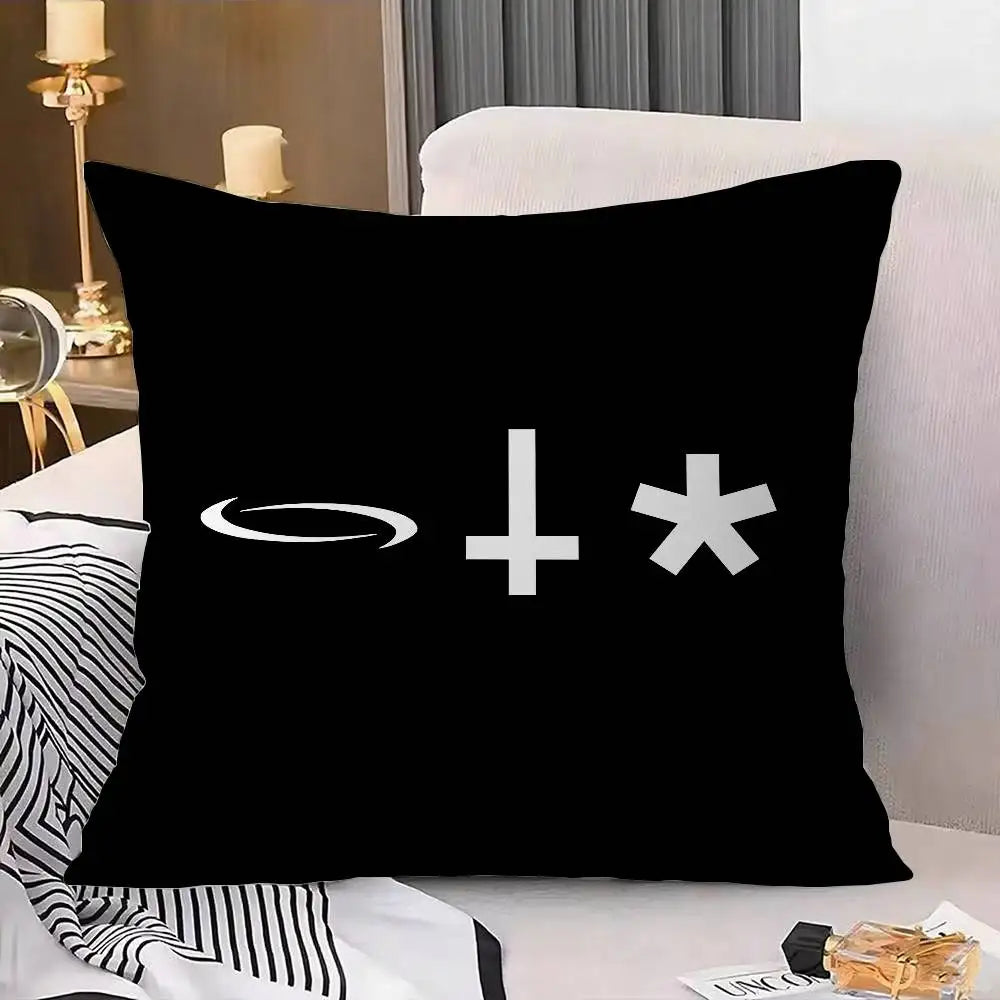 taie d'oreiller polyester motif géométrique moderne coussin carré noir symboles blancs étoile croix spirale