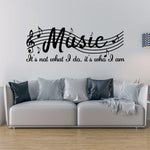 Application sticker mural sur carrelage cuisine