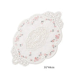 serviettes table brodées florales blanc rose pâle vintage romantique tissu dentelle moderne