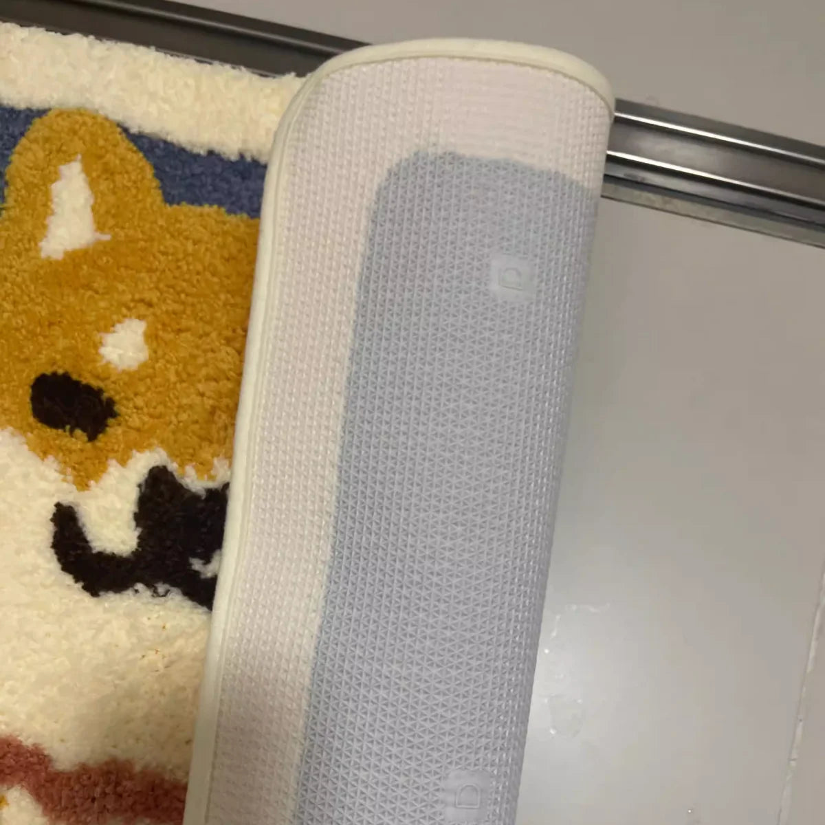 tapis bain antidérapant polyester shiba inu enfant moderne blanc bleu orange