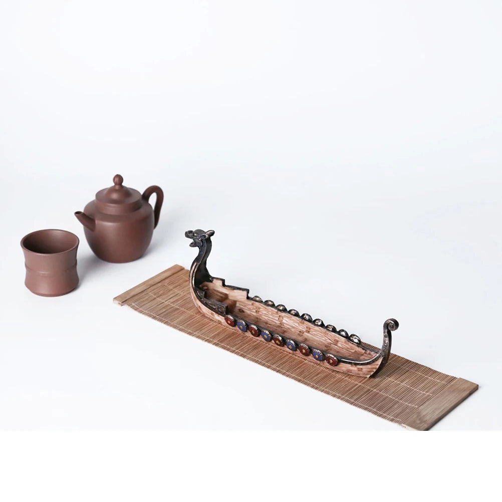 décor maison bateau viking résine bois sculpté détails dorés rétro nostalgie ornement diffusion parfum
