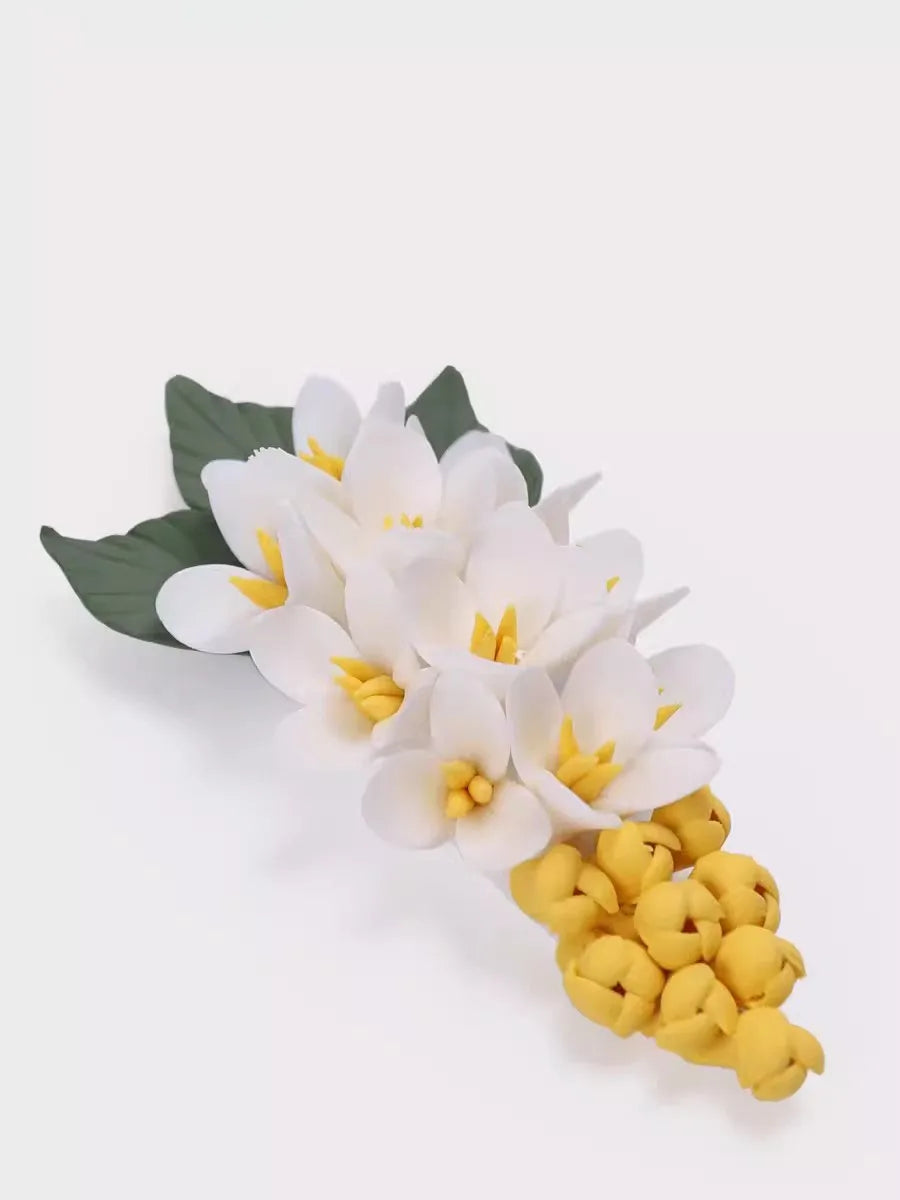 bouquet artificiel fleurs simples feuilles vertes deco moderne maison blanc jaune vert