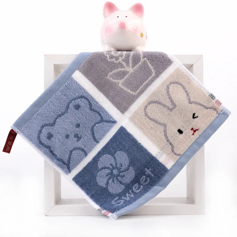 serviettes coton animées dessin triangles lapins nuages étoiles clips enfants rose bleu