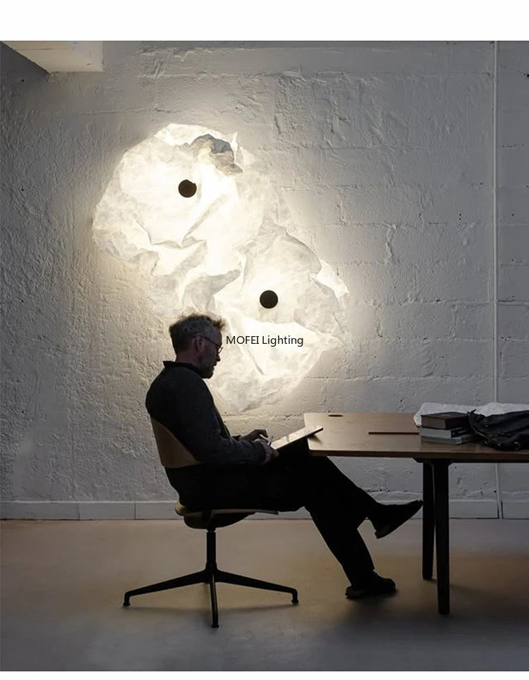 lampe murale moderne bois blanc rayures noires éclairage led rétractable têtes 180cm 260cm