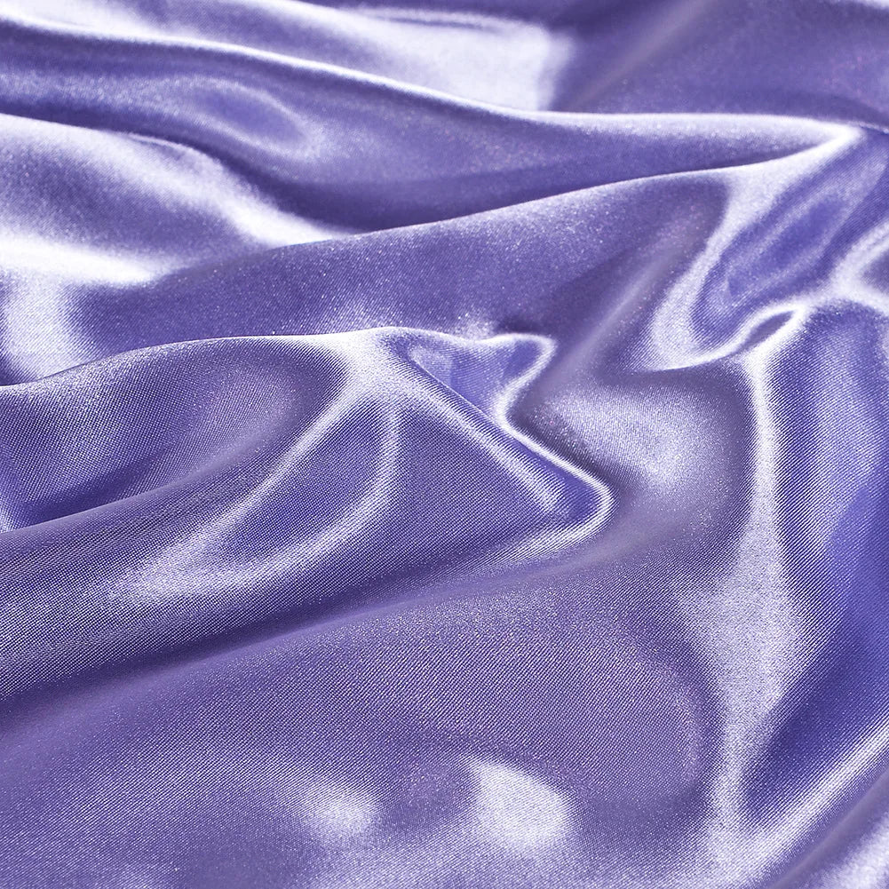 housses coussin satinées bleu marine pièces moderne literie opaques fixations