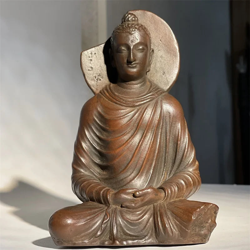 statue bouddha traditionnelle lisse brun foncé décoration maison religieuse ornement