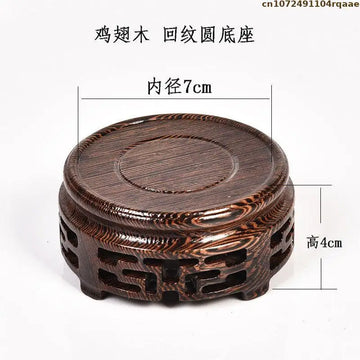 support circulaire bois marron artisanal sculptures vases théières poteries objets collection decoration bonsaï