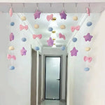 guirlande décorative porte fenêtre rose feutrine bows étoiles enfantin doux transparent fixations filsSuspension