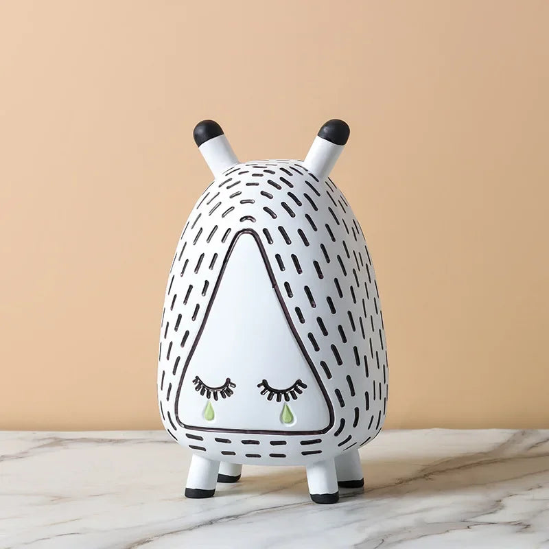figurines decoratives modernes enfants couleurs vives motifs points textures lisses deco maison exposition