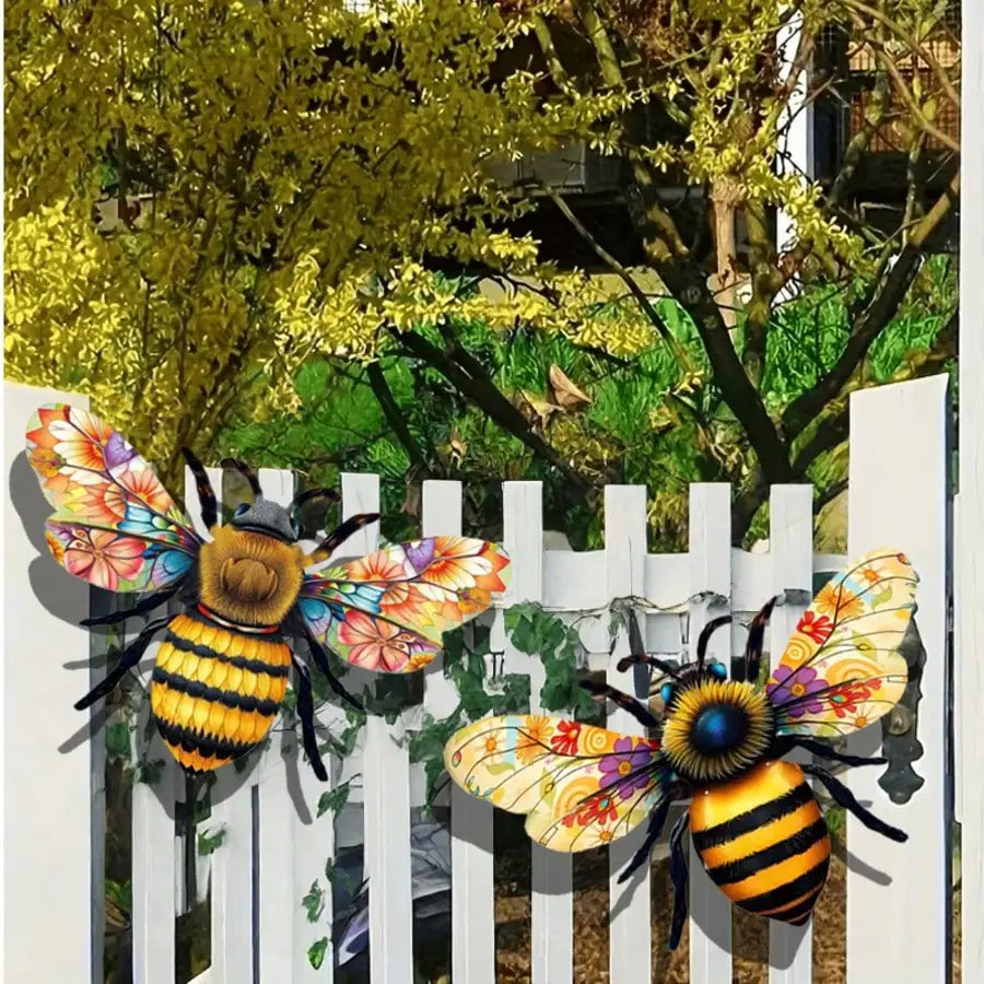 sculpture abeille métal couleur noir jaune artisanal extérieur intérieur motifs floraux papillon