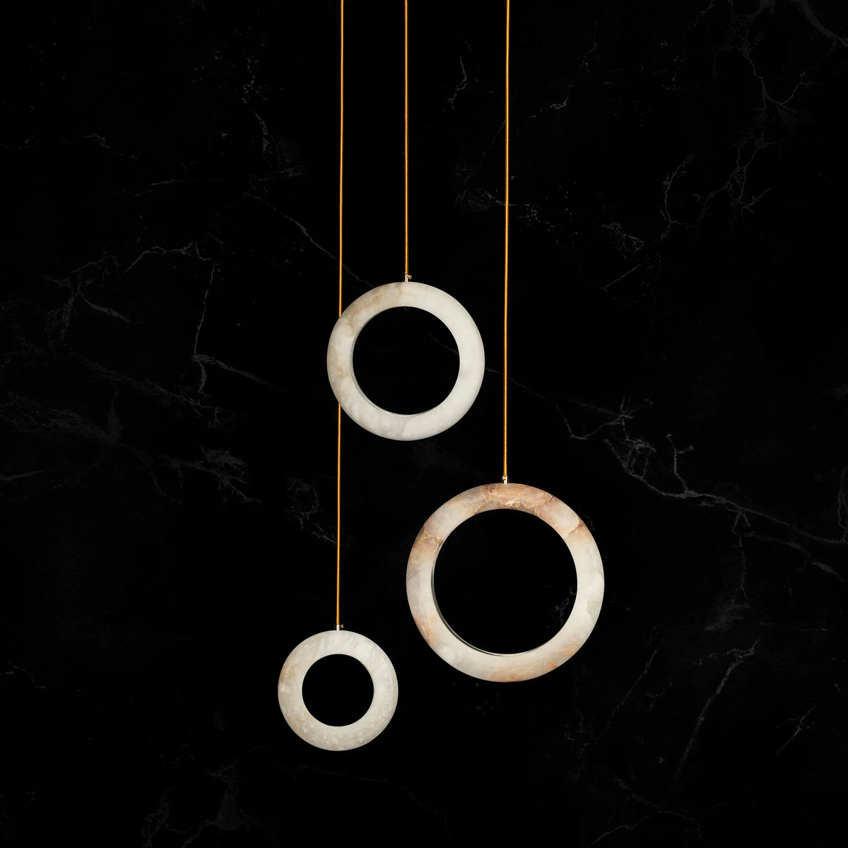Suspension LED marbre taille XL plafond
