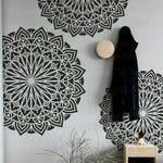 Stencil mural mandala symétrique gris artisanal adhésif taille 35x70cm 30x60cm 50x50cm 40x80cm 45x90cm