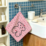 serviette toilette moderne noir rose logo tous chien symboles coeurs paix