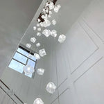 lustre moderne blanc transparent cubes géométriques suspension câbles blancs lumière chaude lumière froide 30w