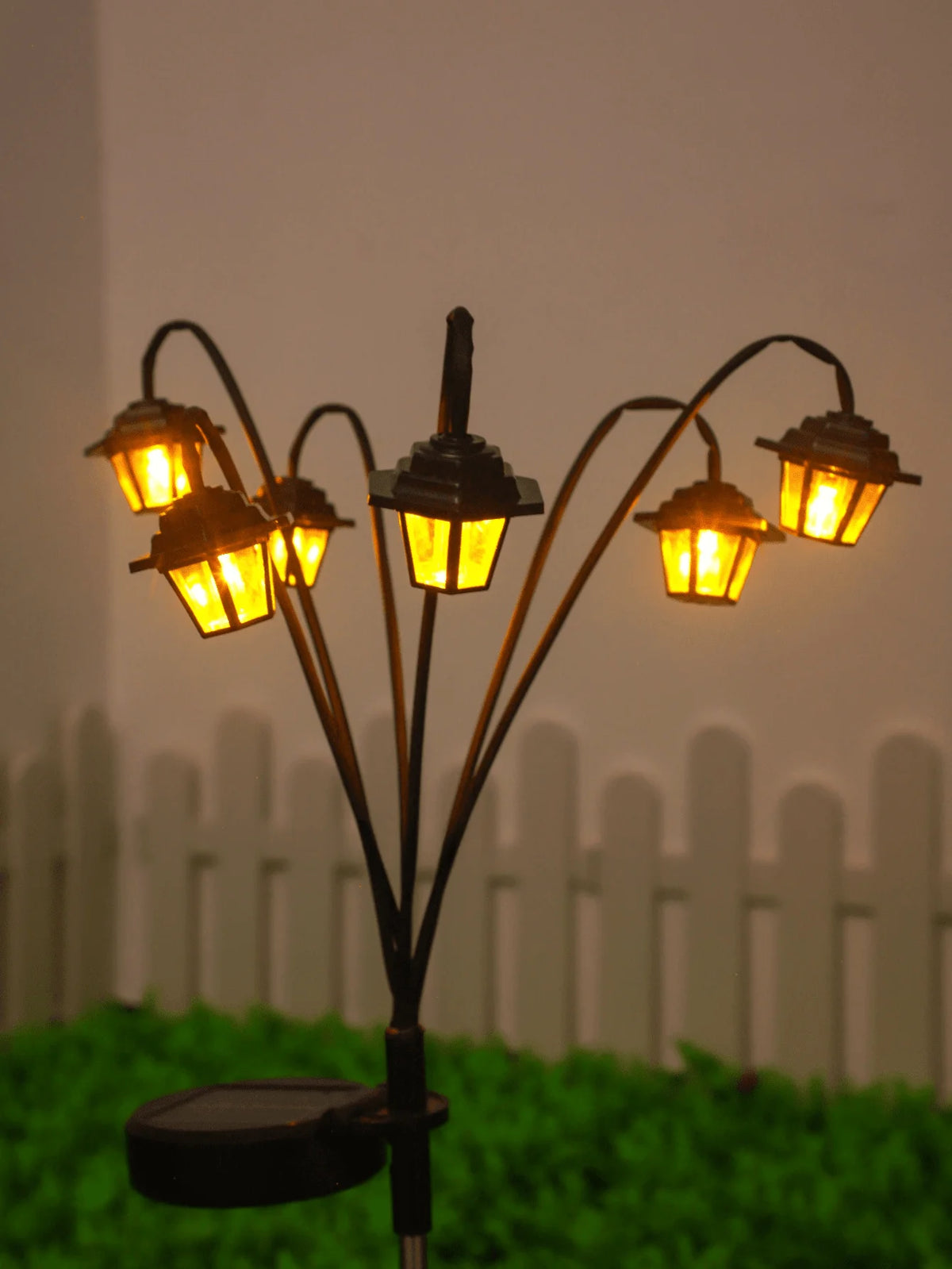 lampe solaire rétro noire dorée vintage adhésif extérieur base solaire led