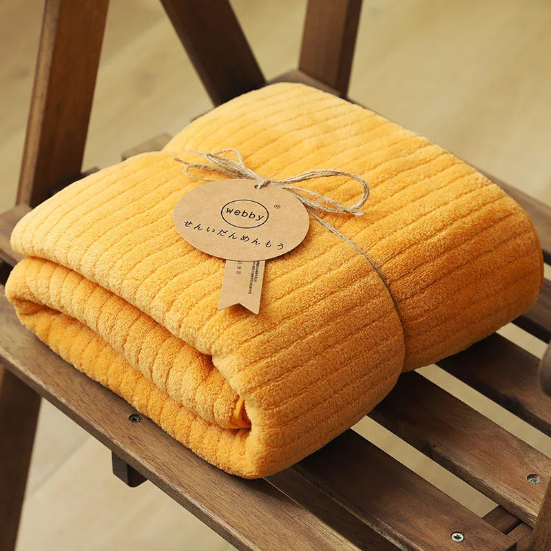 serviette bain microfibre rouge bleu gris jaune rose rayée absorbante rapide moderne douce