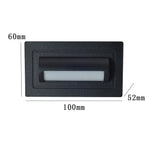 Détail de l'applique murale LED encastrée avec finition aluminium