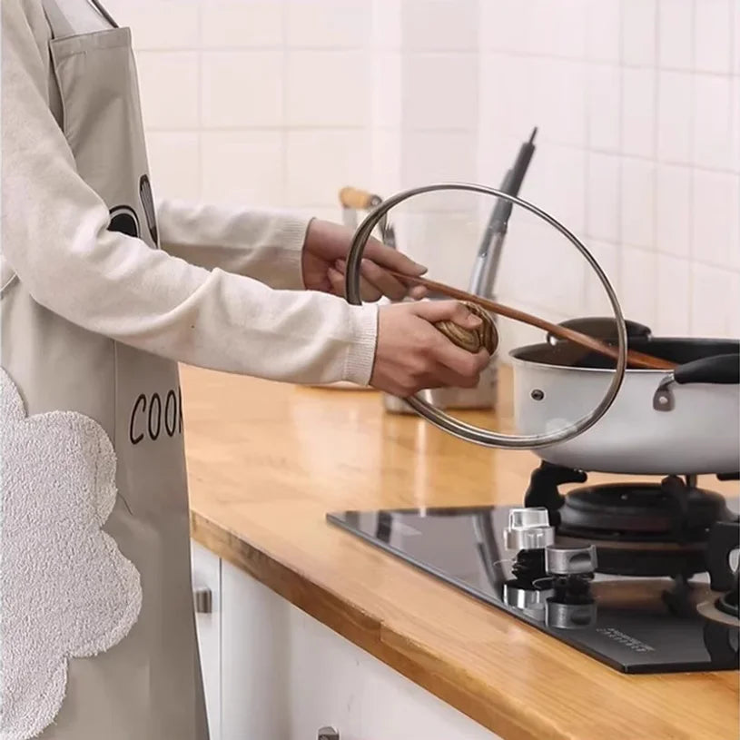 tablier cuisine noir gris cuillères dorées cooking poches moderne pratique imperméable résistant