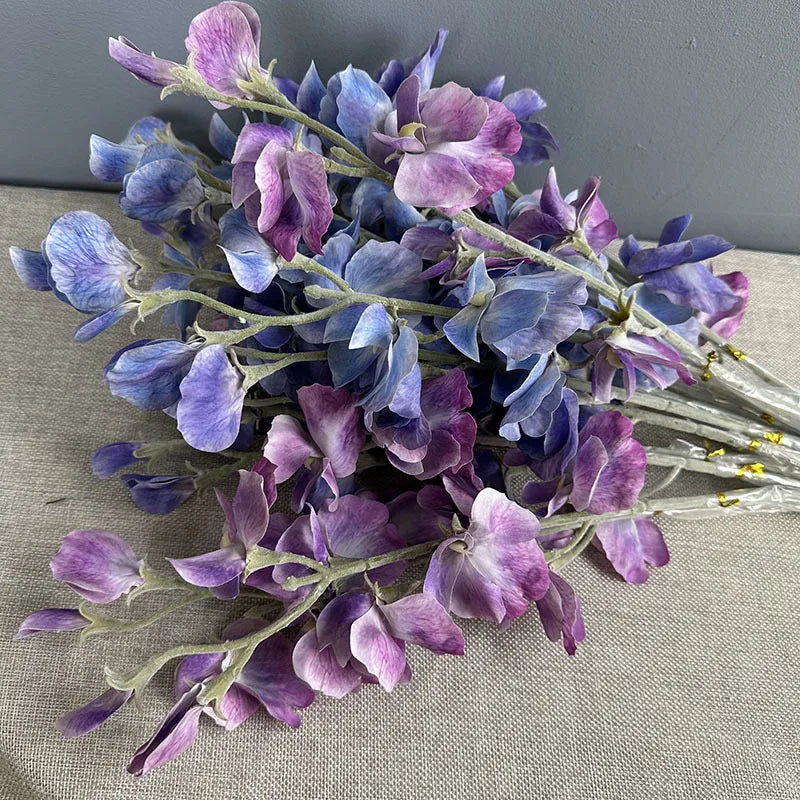 décoration intérieure bouquet artificiel violet blanc rose tige transparente fleurs opaques classique mariage anniversaire