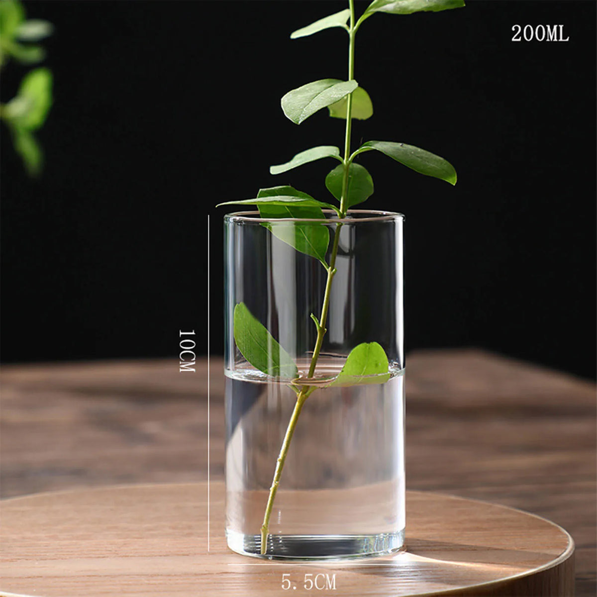 vases verre modernes transparents décoration florale table mariage