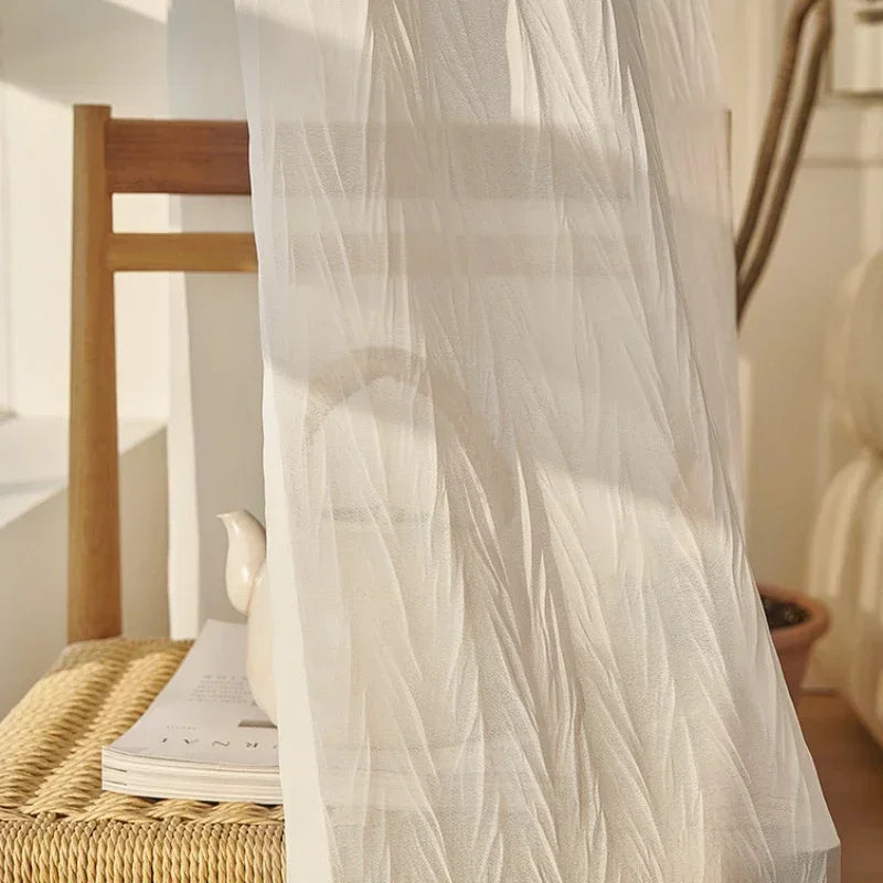 rideau blanc moderne transparent rayures verticales fenêtre salon chambre maison