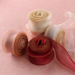 ruban organza bordure dorée classique rouge rose clair beige décoration gâteau boîte cadeau emballage
